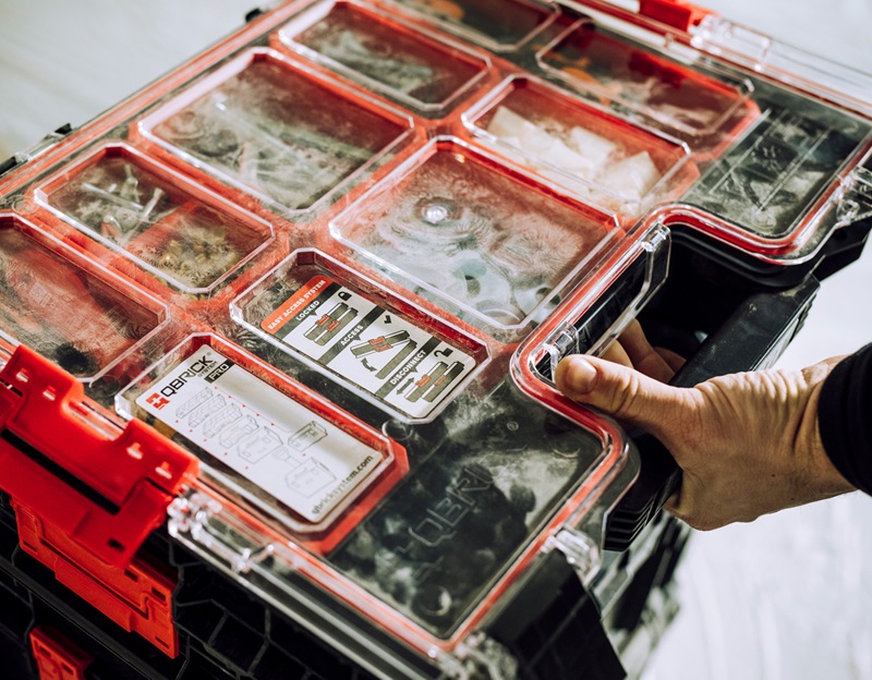 10 błędów, które popełniają majsterkowicze przy przechowywaniu narzędzi i jak ich uniknąć