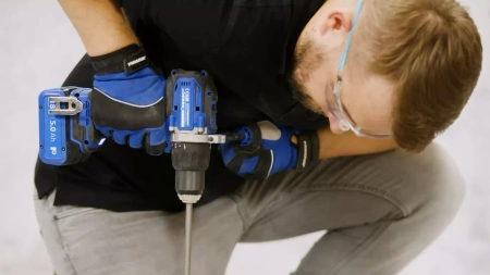 Wiertarko-wkrętarka z udarem 18V 100 Nm bez akumulatora i ładowarki walizka RawlCase